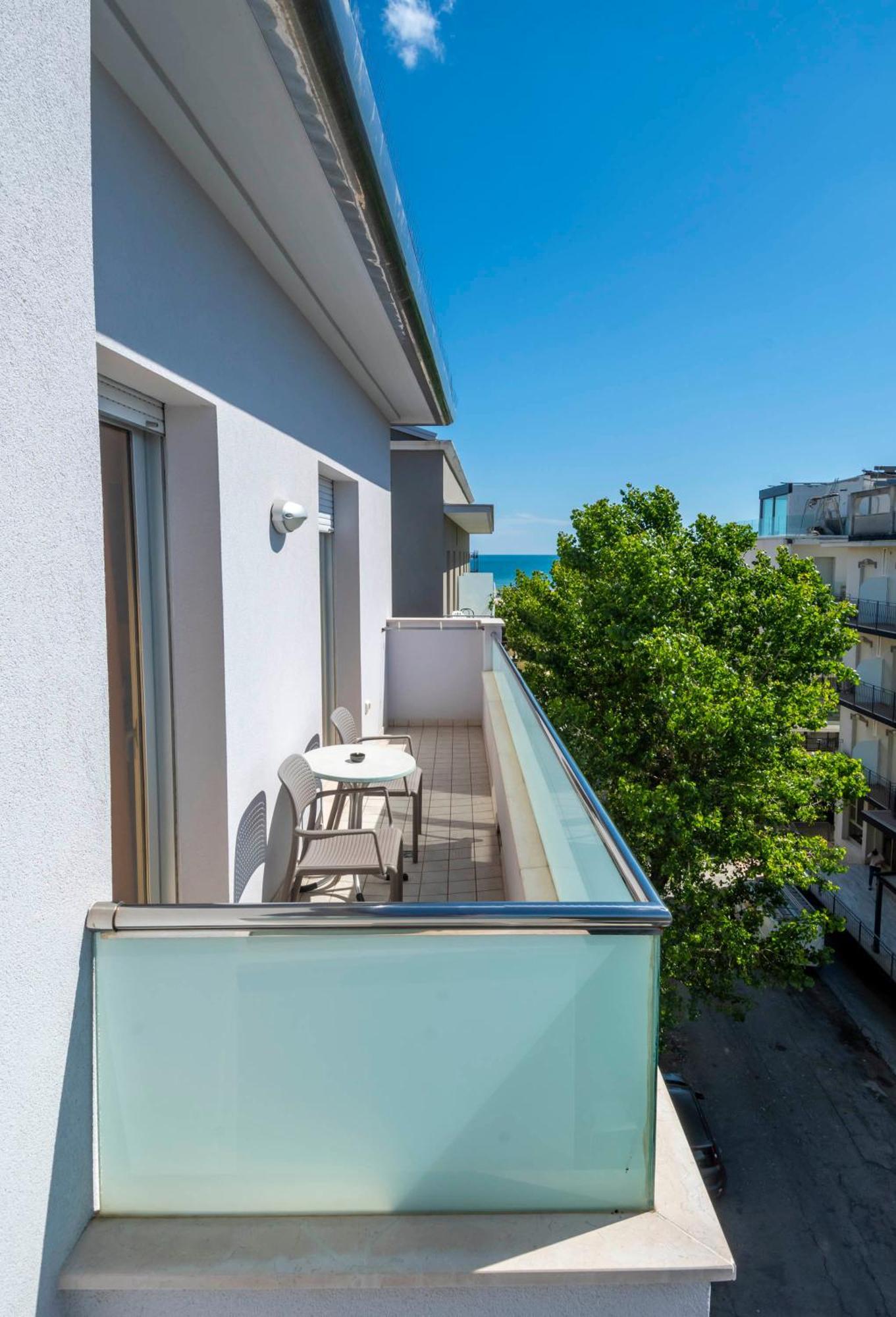 Residence Marzia Rimini Buitenkant foto