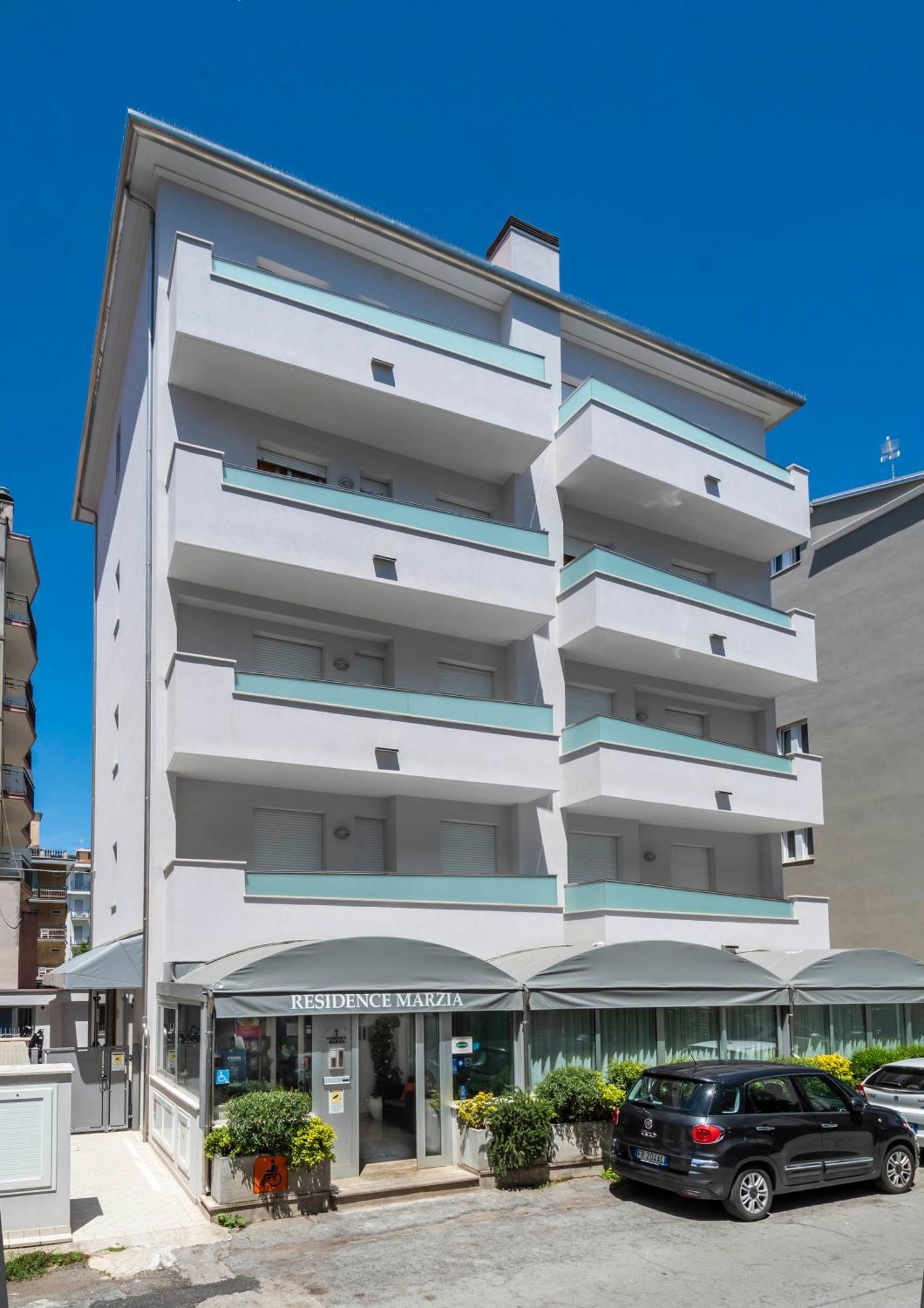 Residence Marzia Rimini Buitenkant foto