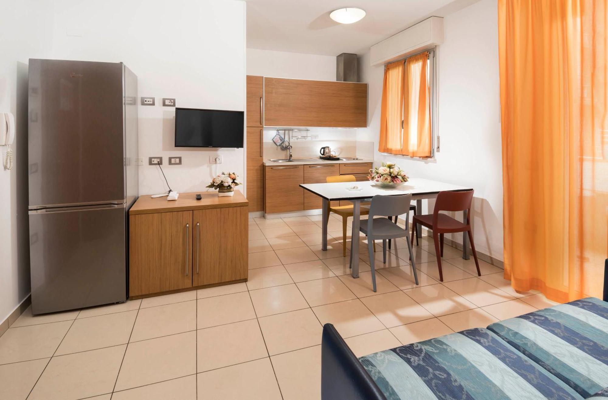 Residence Marzia Rimini Buitenkant foto